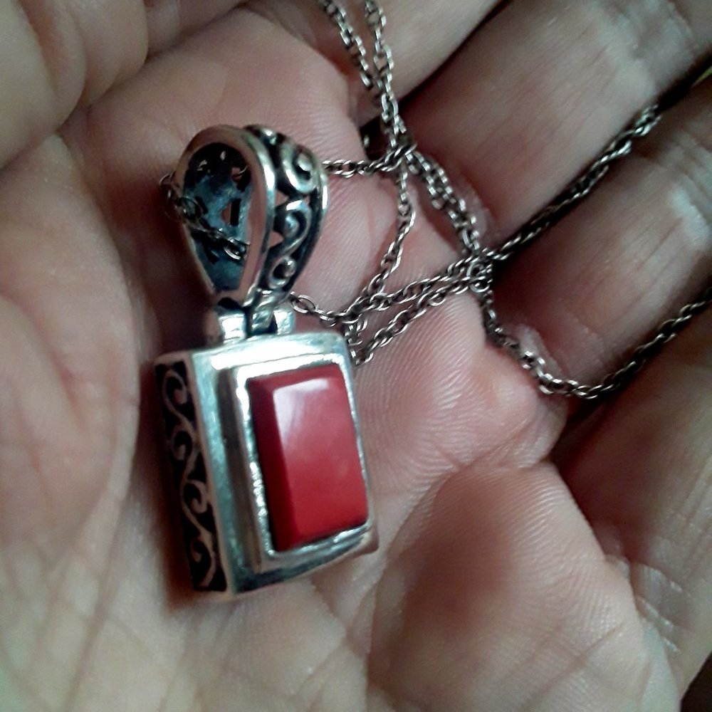 Vintage 925 Silver Southwest Coral Filigree pendant necklace